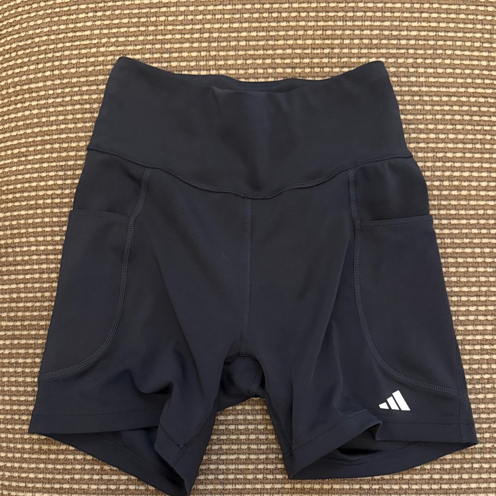 Adidas 5” short tights size XS black